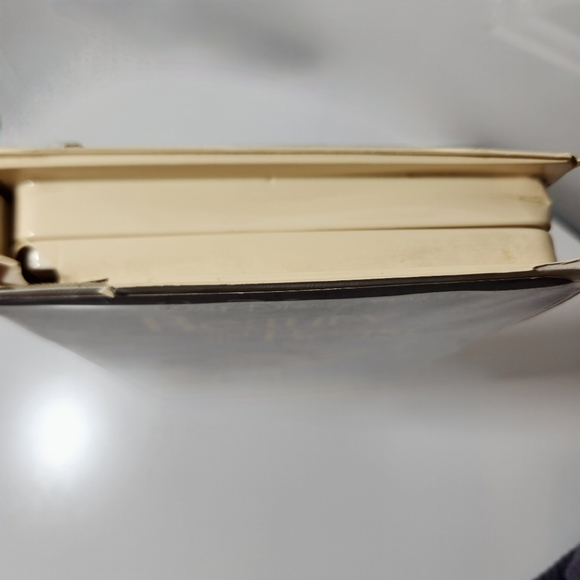 Disney Black Diamond Classics Beauty and the Beast VHS Tape - Picture 7 of 9